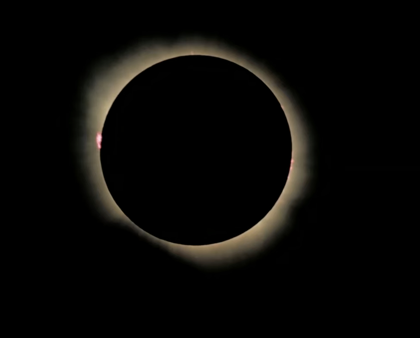 2026年的日全食，图源NASA TV。 