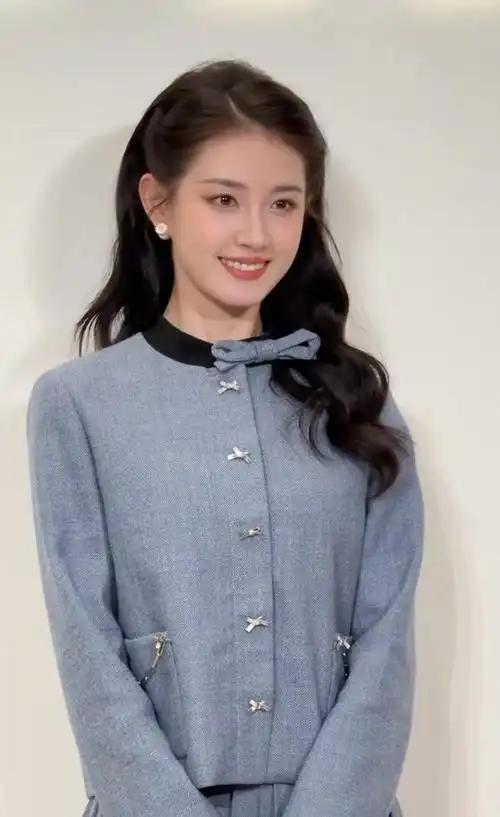 此前郭宇欣因一段私下聊天录音被曝光，和她一直对外塑造的“佛系不争、呼吁女生不要互