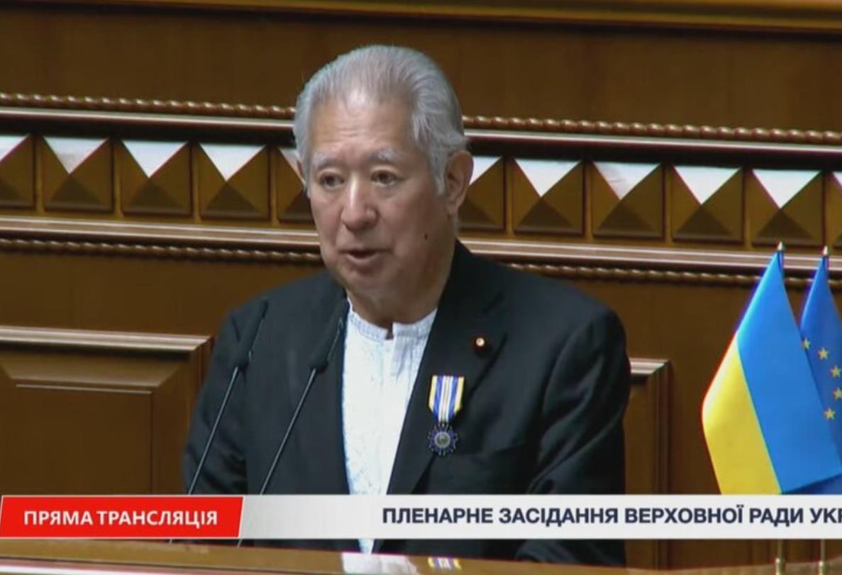 【日本众议院议长森英介近日在乌克兰首都基辅接受共同通讯社单独采访时透露，在与泽连