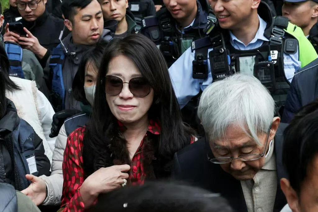 可笑至极！黎智英女儿蹭谷爱凌热度，妄图为汉奸求情2026年开年最大笑话登场！反中