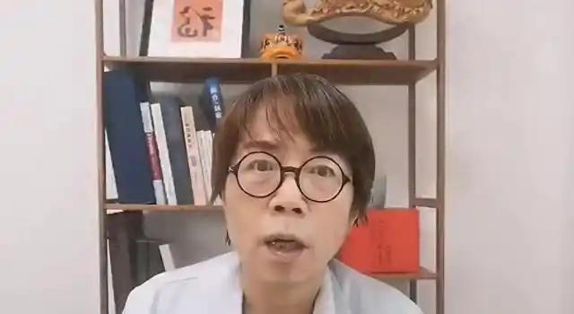 民进党当局到底有没有挡民间买新冠疫苗？黄智贤的态度发生180度大转弯
2021年