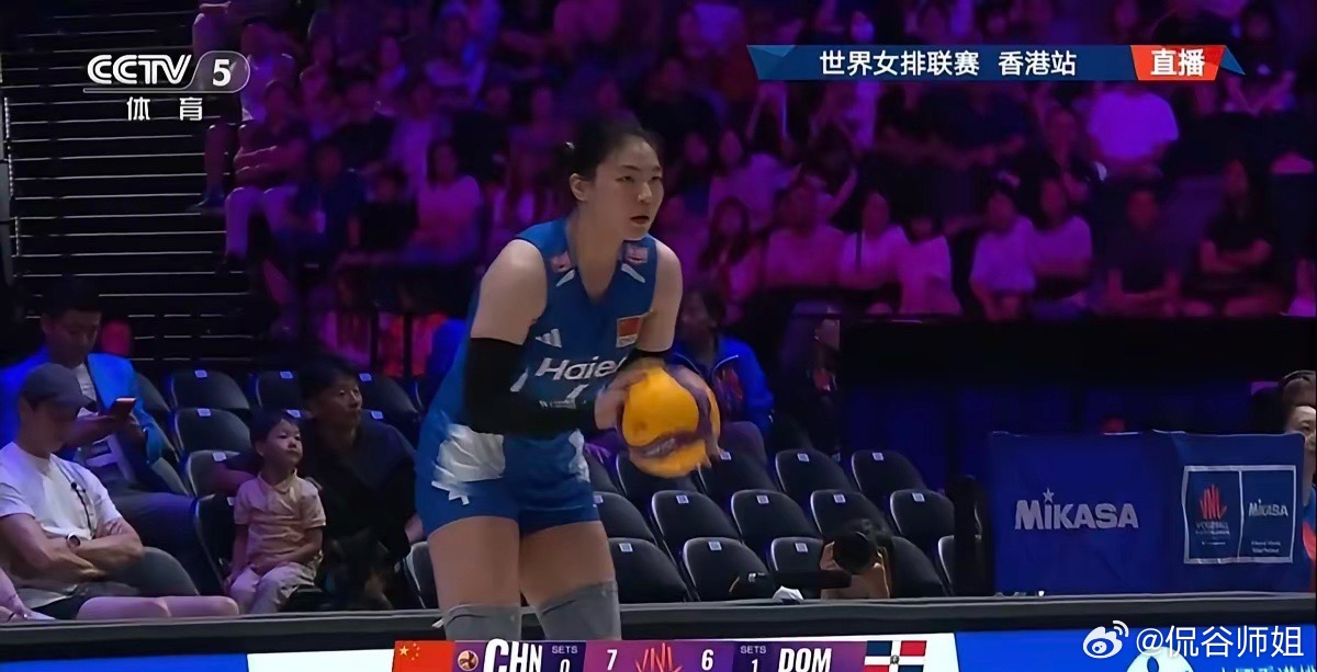多米尼加女排战胜中国女排，保级迎来曙光！北京时间今晚，中国香港启德体艺馆，202