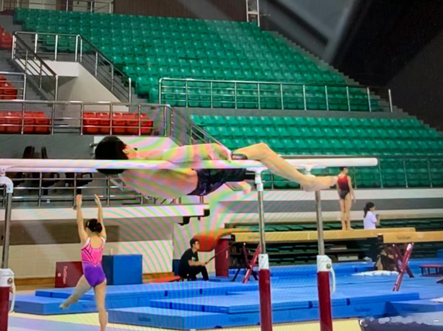 不知道为什么很喜欢这类型的图啊哈哈哈 