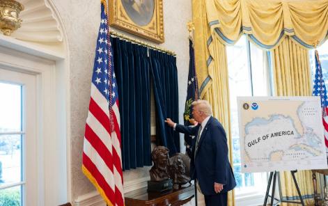 年还没过完，就在我们家门口磨刀霍霍！可这回解放军根本不按套路出牌，直接来了个“神