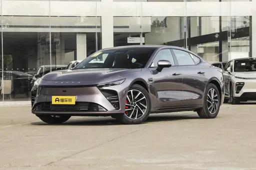 16万多买星纪元ES增程新车，还是捡一台二手高配纯电？
 
最近看星纪元ES，我