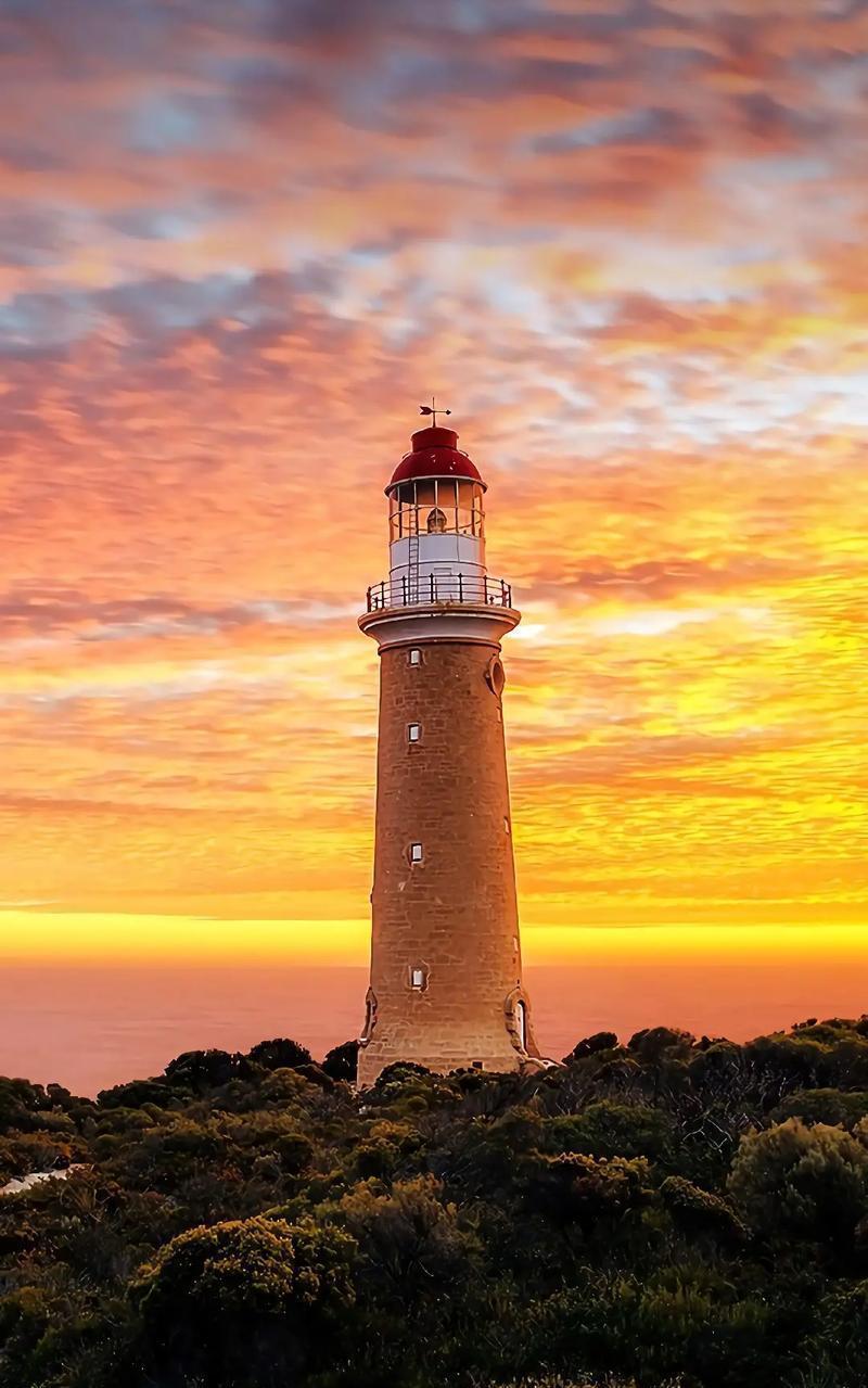 果不其然。
 
澳大利亚政府突然宣布了2024年版国家防务战略和综合投资计划，明