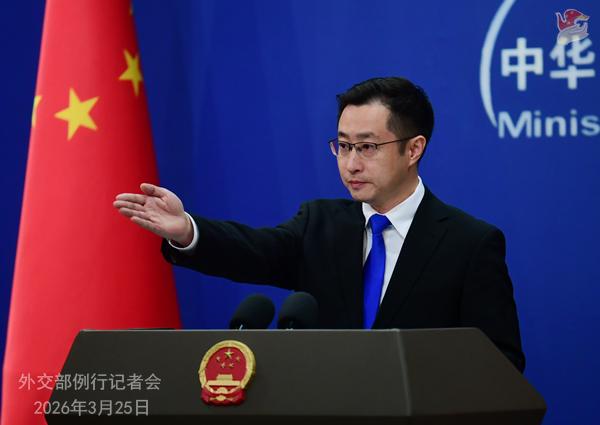 周二一位已退休的香港警务人员在伦敦出庭时否认为中国从事间谍活动，称从未协助中国在