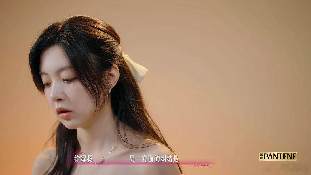 半熟恋人  《半熟恋人5》柳柳满满“活人感”！《半熟恋人5》最新一期，柳柳又挨骂