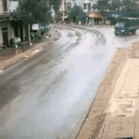 这司机师傅高超的驾驶技艺何以了得！👍👍