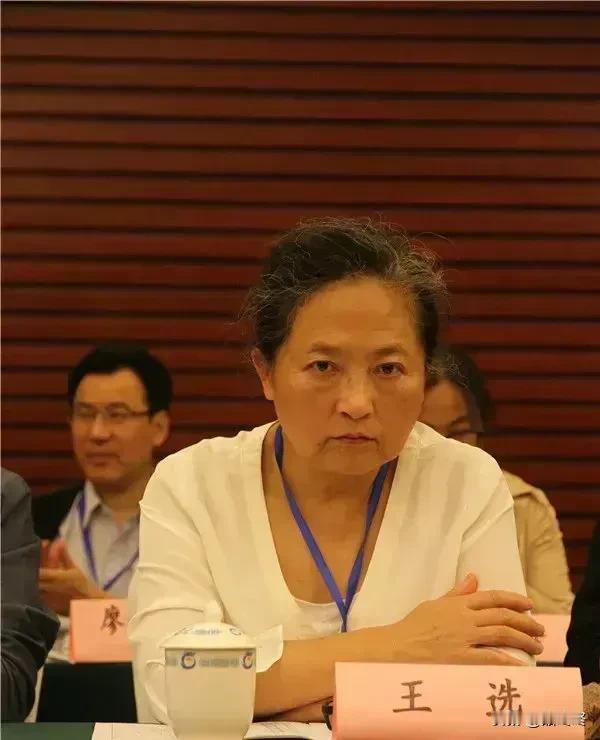 她很孤独！
她以一己之力对抗日本25年，向全世界揭露日本在中国发动细菌战的滔天罪
