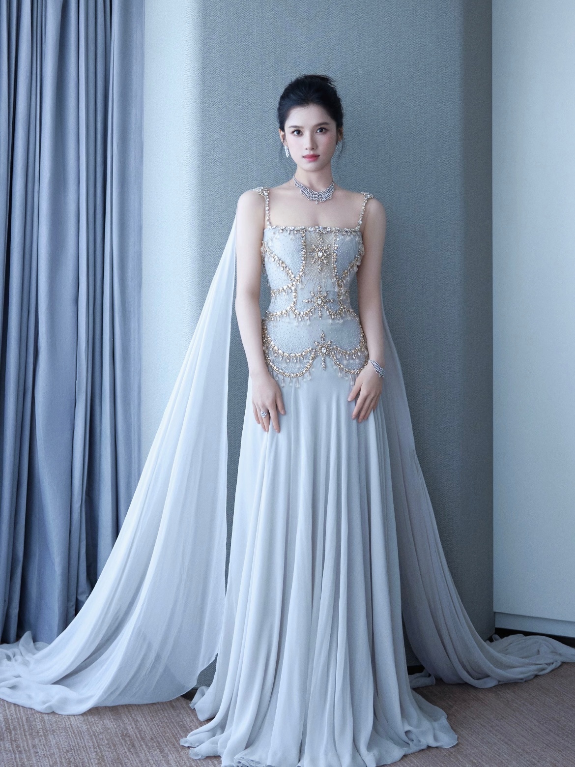 白玉兰白玉兰红毯 白玉兰女明星红毯妆造相继出炉！一个个都美成啥啦杨紫更是带来祖海