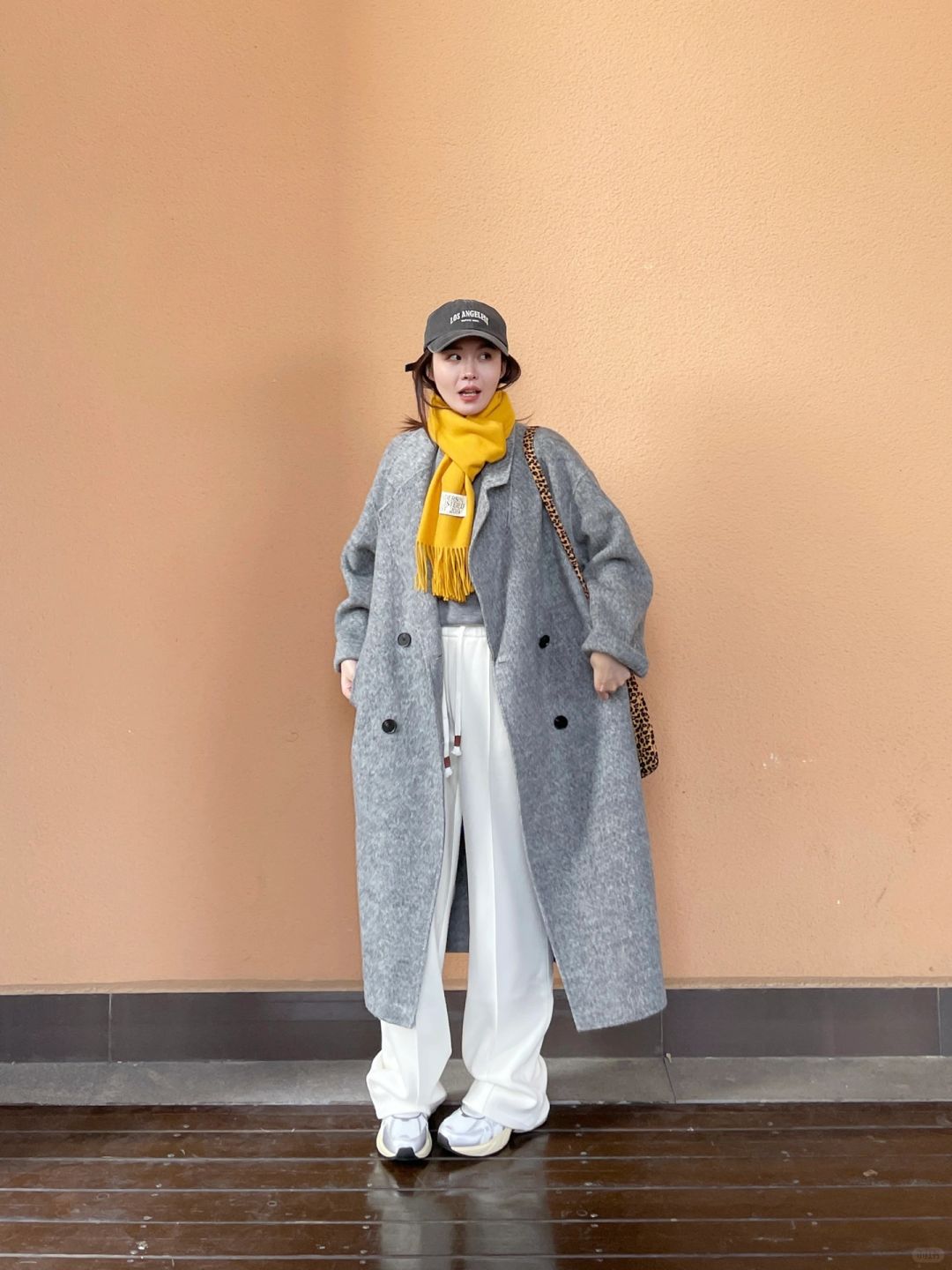 💛➕◻️沉稳中带着活力