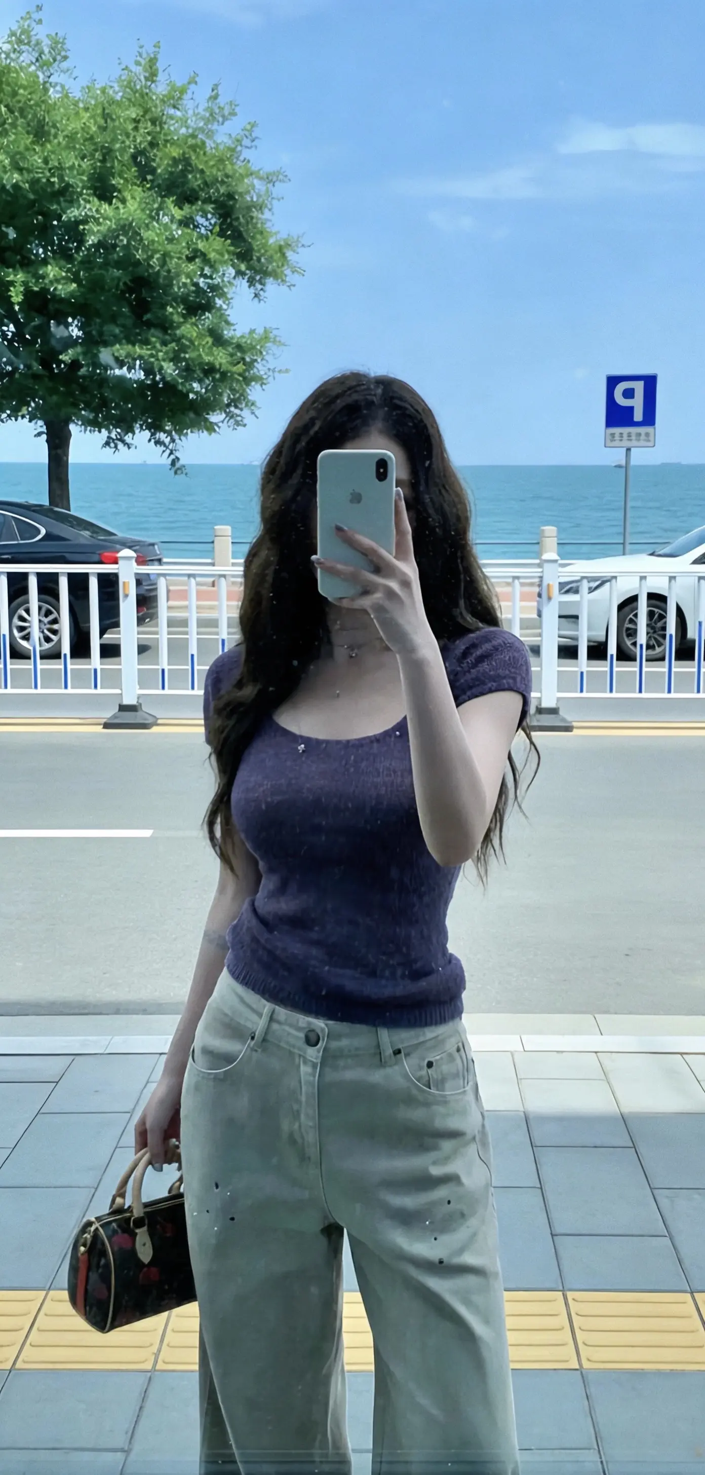 做好自己就行，这个世界本就不完美，学会接纳和理解，多要求自己，不强求别人