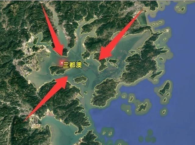 中国发现一个能停靠上百艘航母的 深水港 ，位置太关键了！你敢信吗？在咱们国家的东