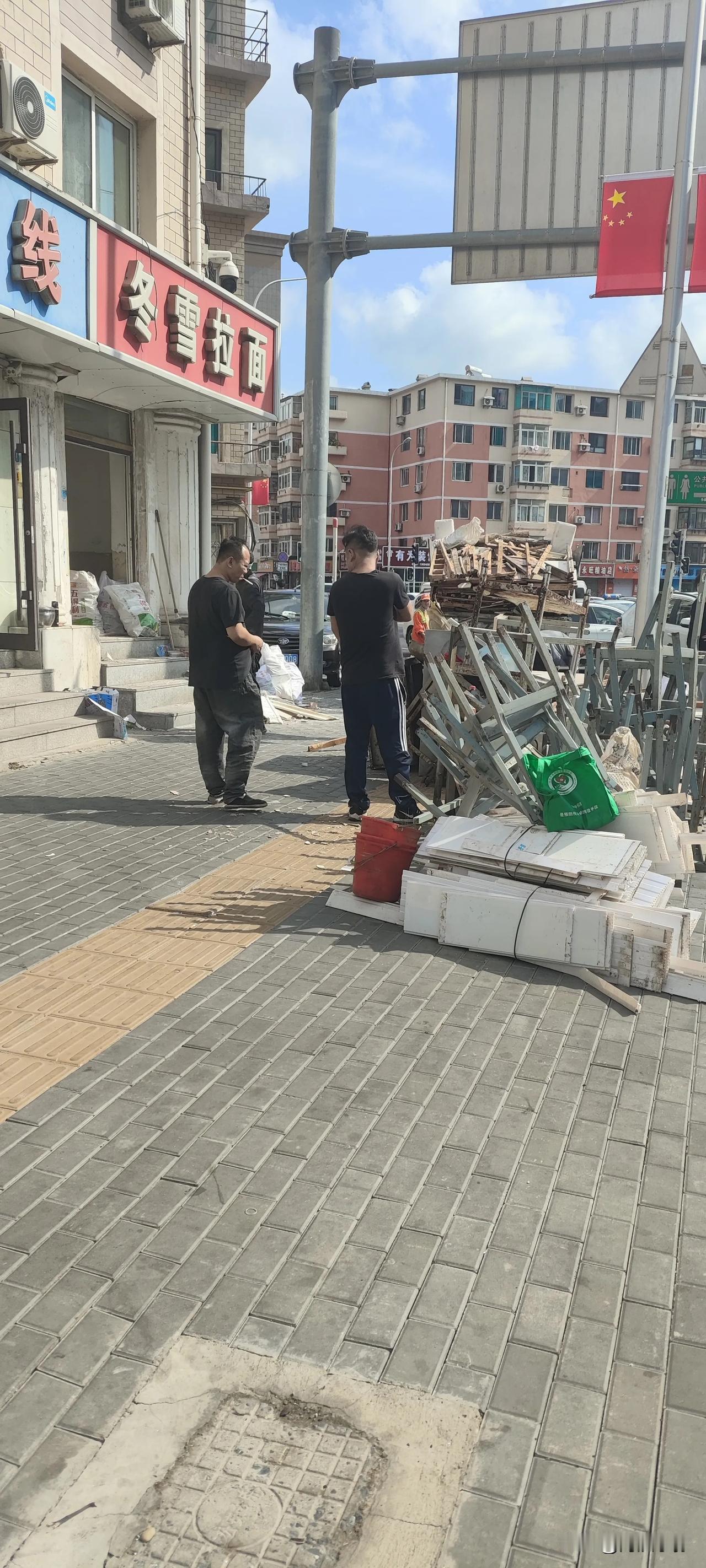 冬雪拉面——大连美食地图上的明珠即将璀璨新生！

亲爱的美食探索者们，今天我要分