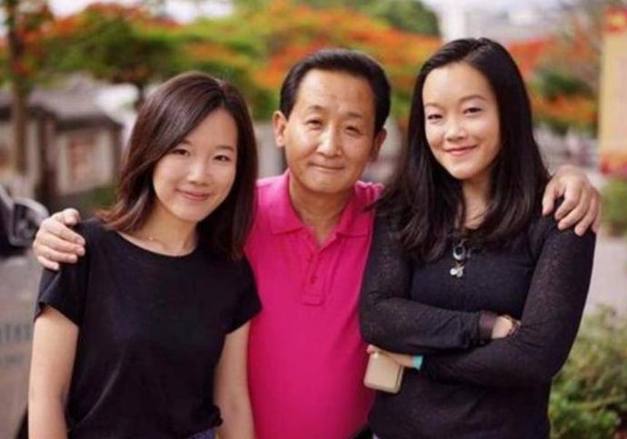 熬20年吃苦还债，把儿子供进北大英语系！通知书刚到手就和平离婚，没出轨不抢家产，