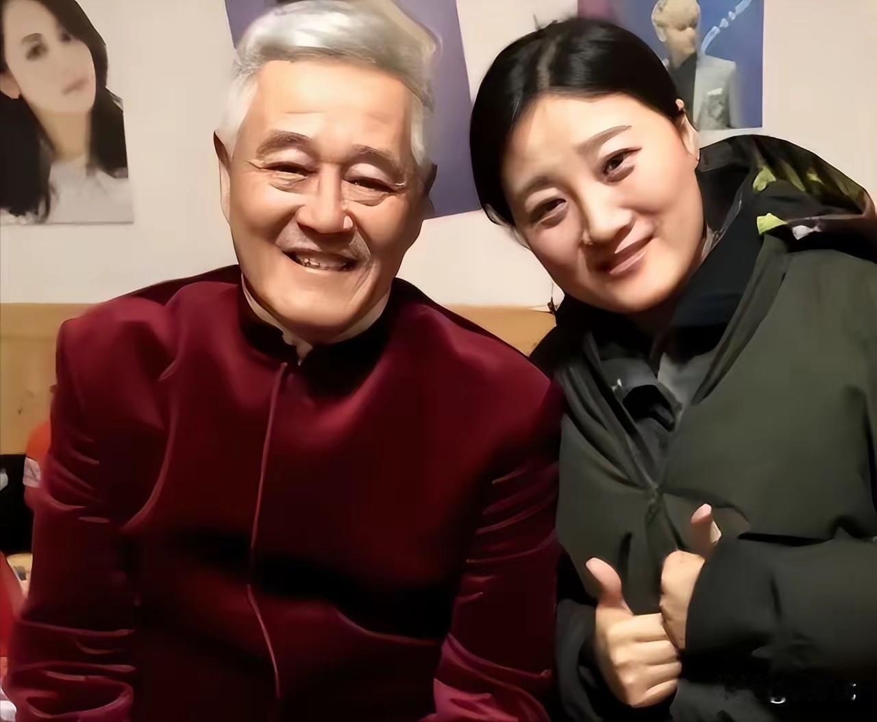 一次，赵本山将23岁的葛珊珊叫到面前说：反正你长得也不漂亮，索性就牺牲形象，你的