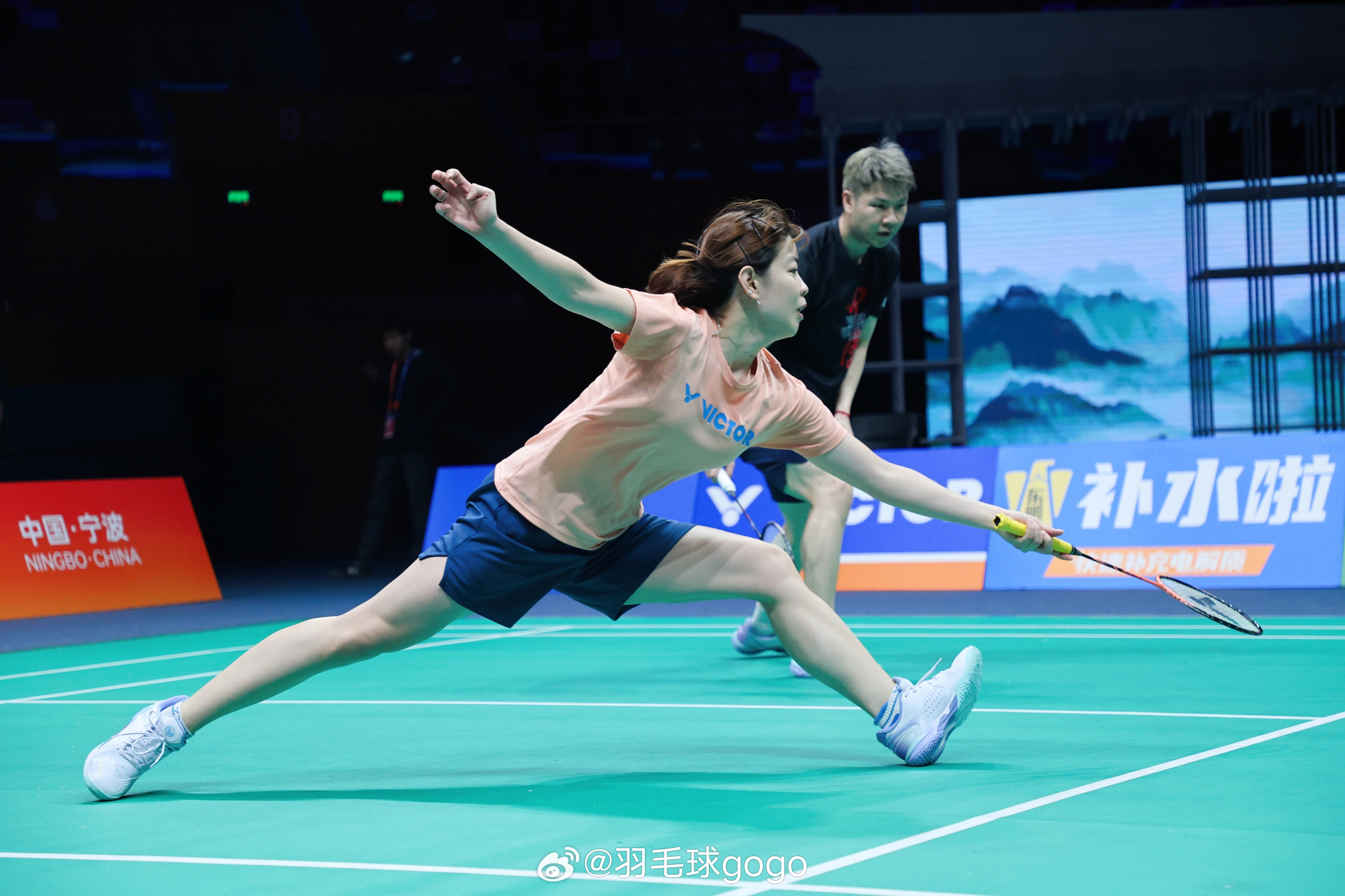 亚羽争雄胜利在握 🇲🇾吴埙阀/赖洁敏、吴世飞/伊祖丁适应2026年羽毛球亚锦