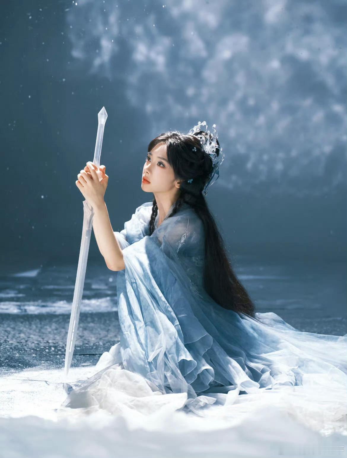 王影璐一款可古可今的00花王影璐这“剧抛脸”真绝，从冯宝宝到廖停雁，古今角色随意