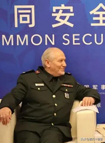 伊朗伊斯兰革命卫队官员叶海亚·萨法维少将曝光“12日战争”细节，称伊朗弹道导弹炸