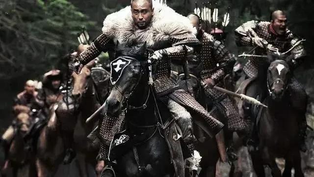 1757年冬天，索伦战士哈延从伊犁战场回来，身边只剩下三个人，他出发时有三十个弟