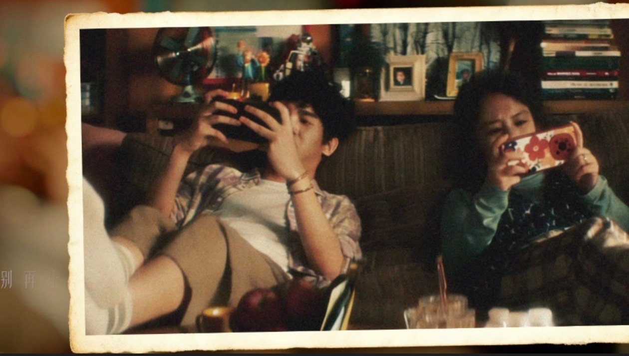 我想她的每一个瞬间她都在是吗 唯物主义说人死了就是死了。但《我在啊》这首歌让我想