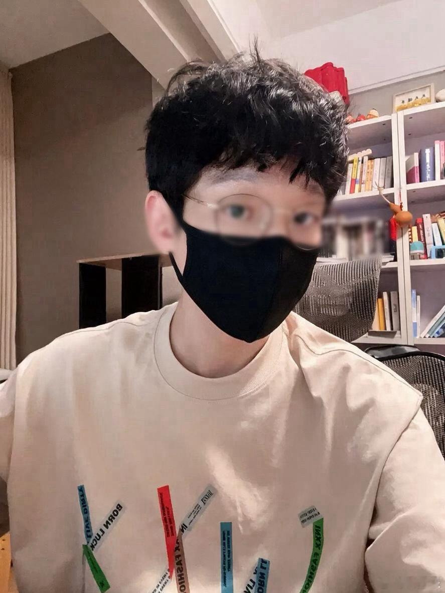 目前这样。老章的评价：还挺好看的。 