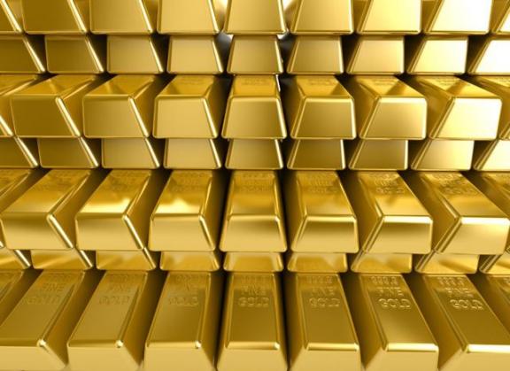 印度曾经想把自己存在美国的黄金运回家，美国不让。可另一边，中国却用聪明的办法，把
