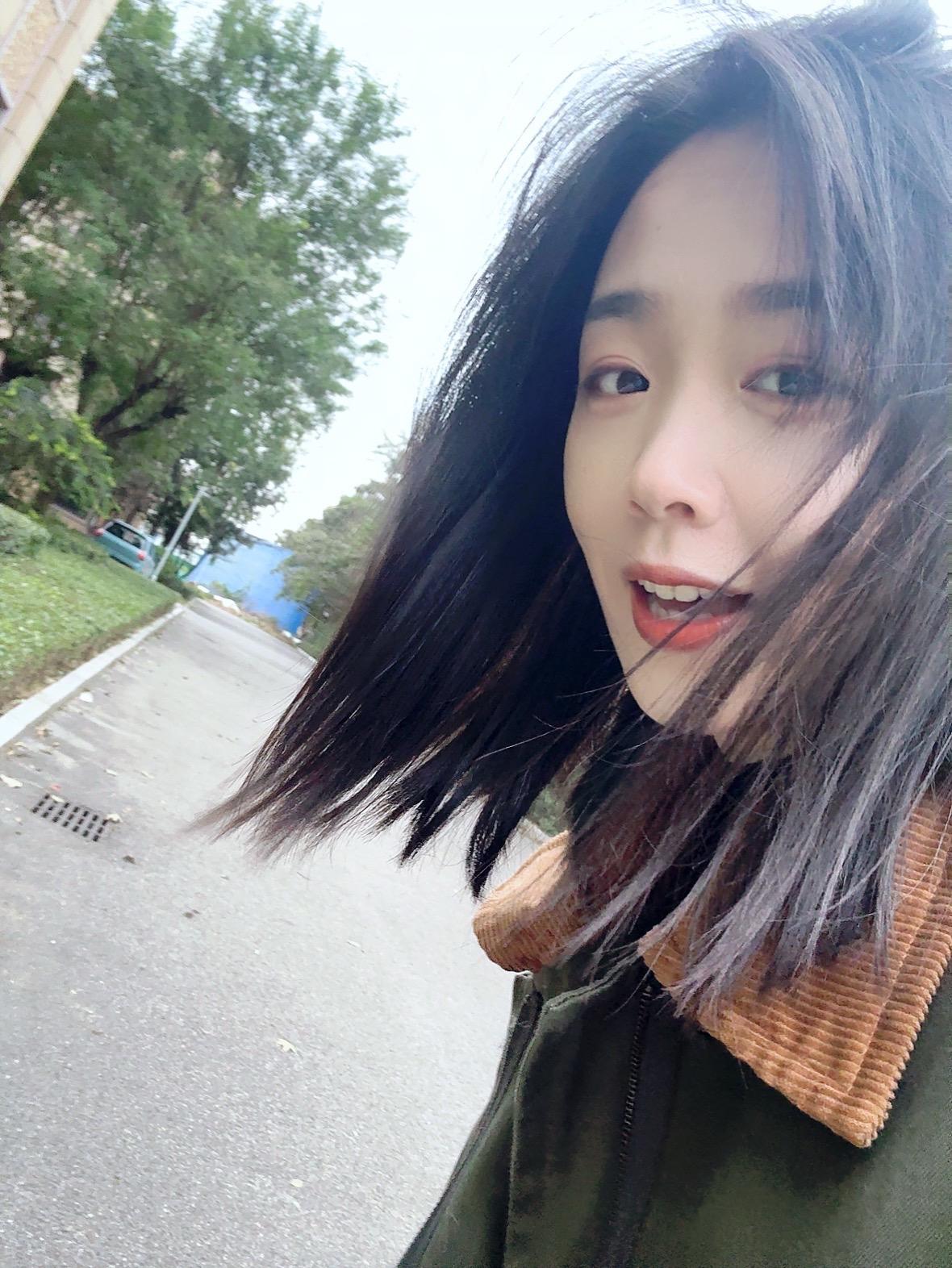 直到某天我开始意识到自己真的很好的时候， 我开始爱自己，爱我的乐观与抽...