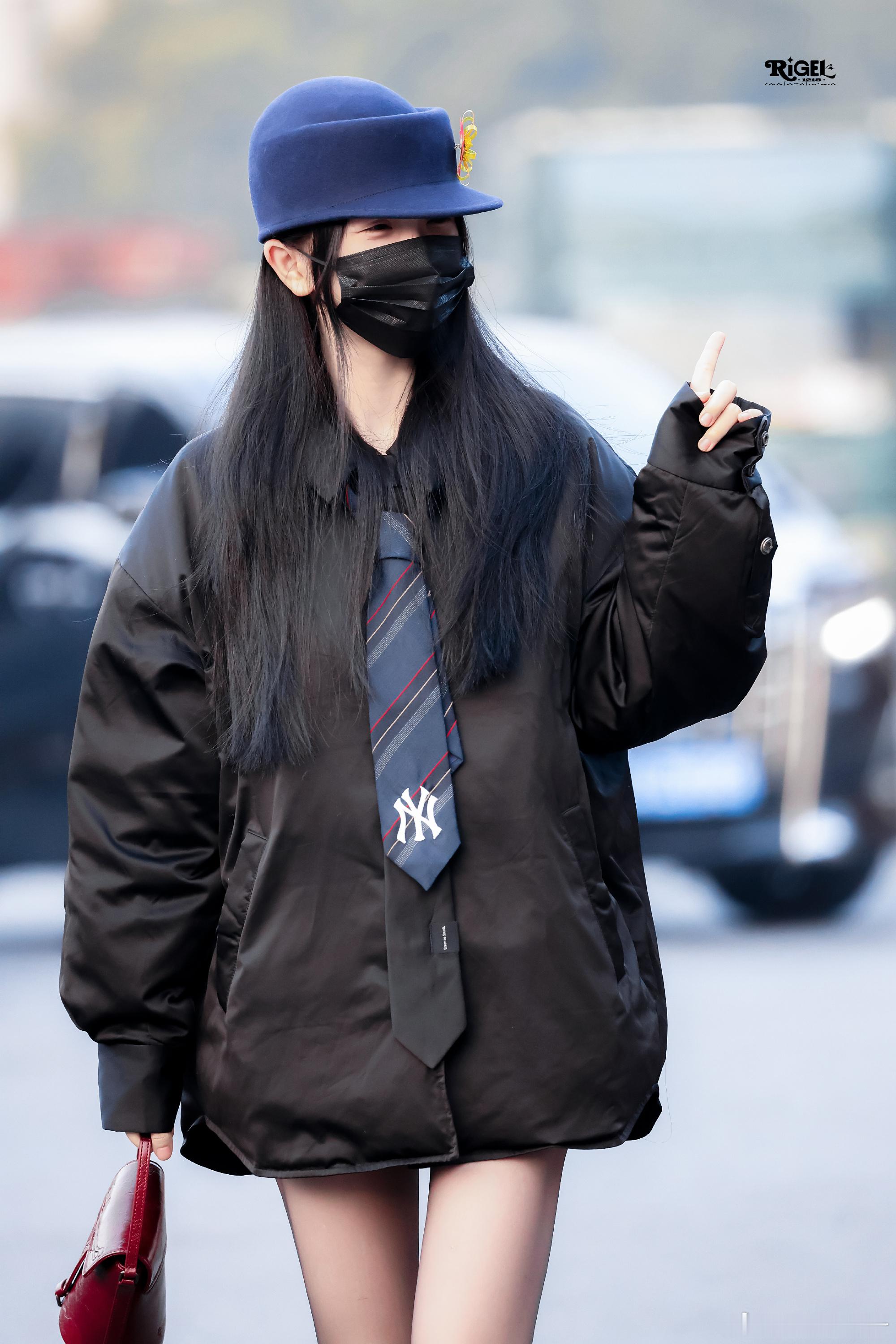 虞书欣虞书欣林晚星虞书欣 两个笑点极低的姐妹花