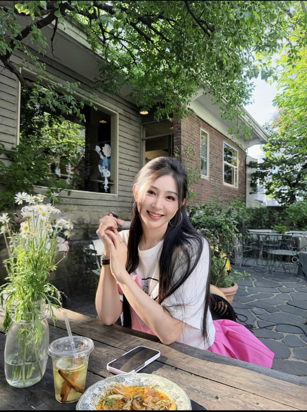 阳光下的美好时光