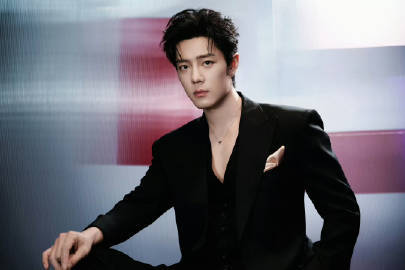 肖战西装allblack肖战深v真空西装造型 肖战深v真空西装造型 