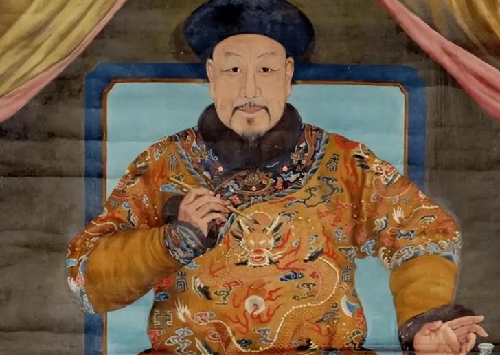 野史：1750年，79岁的张廷玉被抄家，当乾隆得知当场抄出的白银竟然有36.2万
