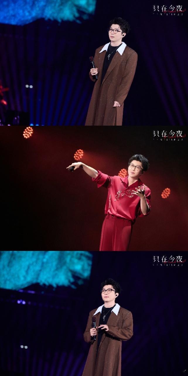 毛不易小王Live里的万家灯火 预告海报好有设计感啊！观众组成的灯海像一扇扇窗户