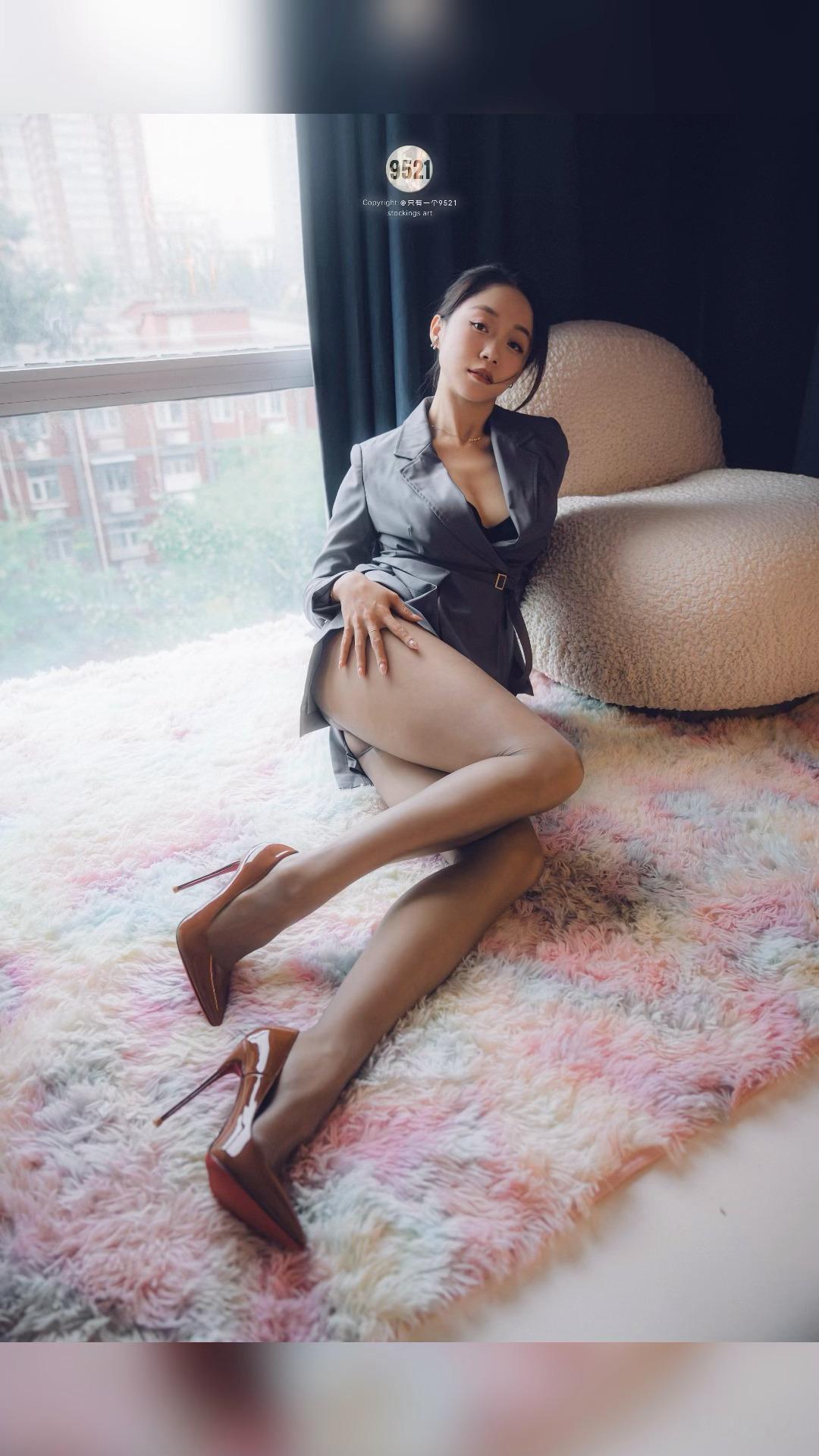 超薄秋裤真奇妙[超话]   等天亮 