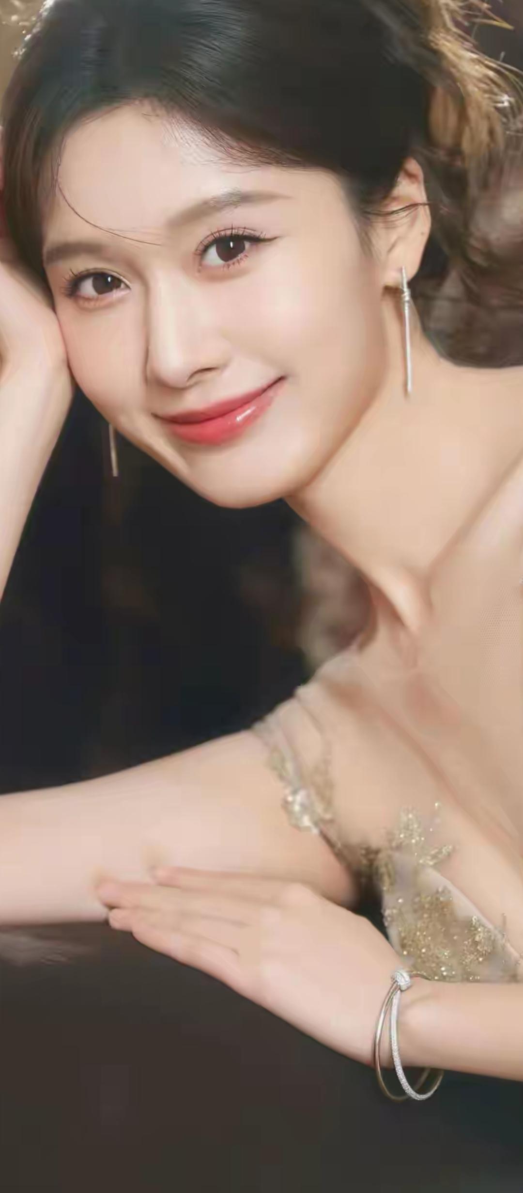 优雅女神，闪耀迷人！✨✨✨