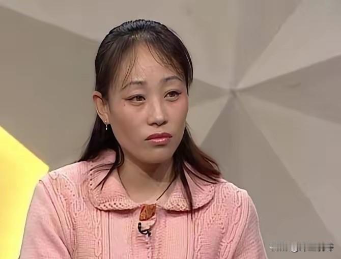1998年，内蒙一女子自家商店被盗，女子通过足迹跟踪到盗贼，没想到女子竟然被破格