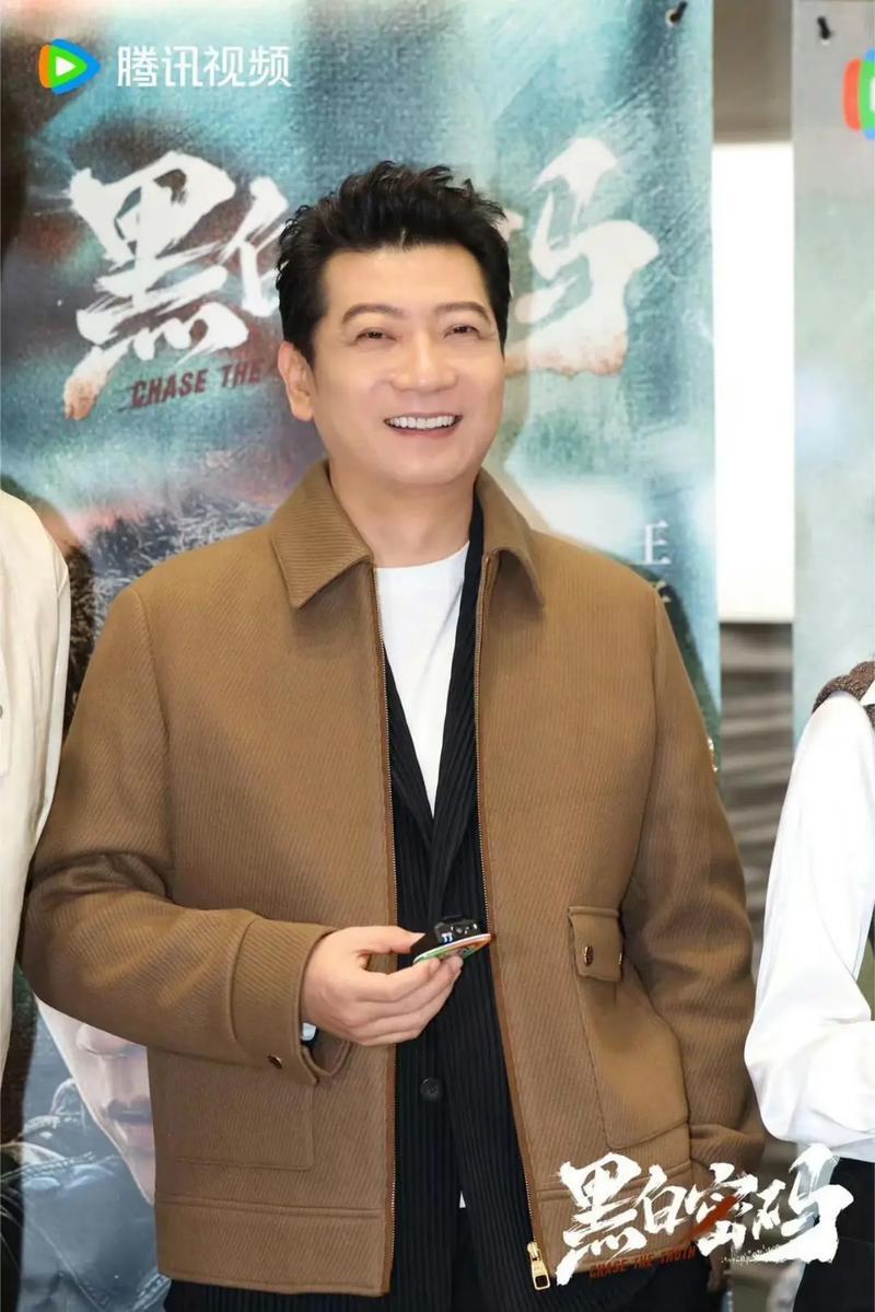 田雨有多牛？就连沈腾都对他敬而生畏，想挖他却动不了。因为他是国家话剧院的演员，铁