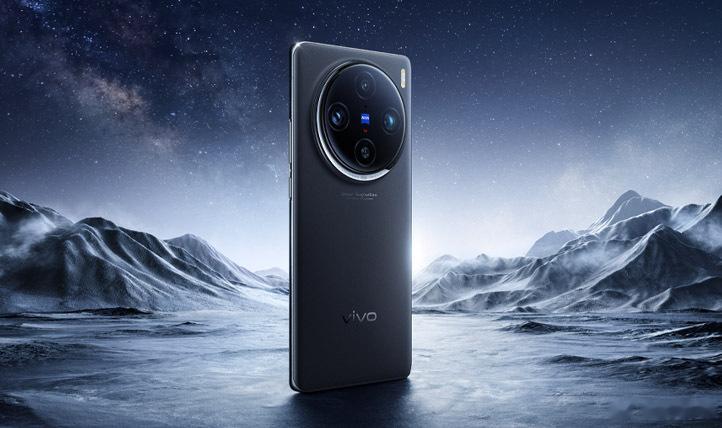 #新机来了# 多位粉丝问我，vivo X100还会有超大杯么？我目前了解的消息是