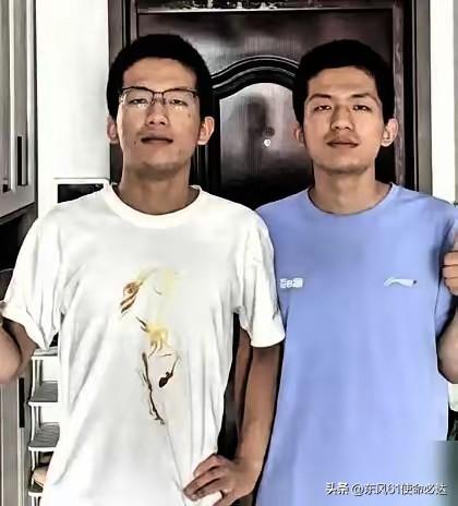 安徽一对双胞胎，哥哥高考查分698，弟弟697。

全家还没来得及高兴，清华大学
