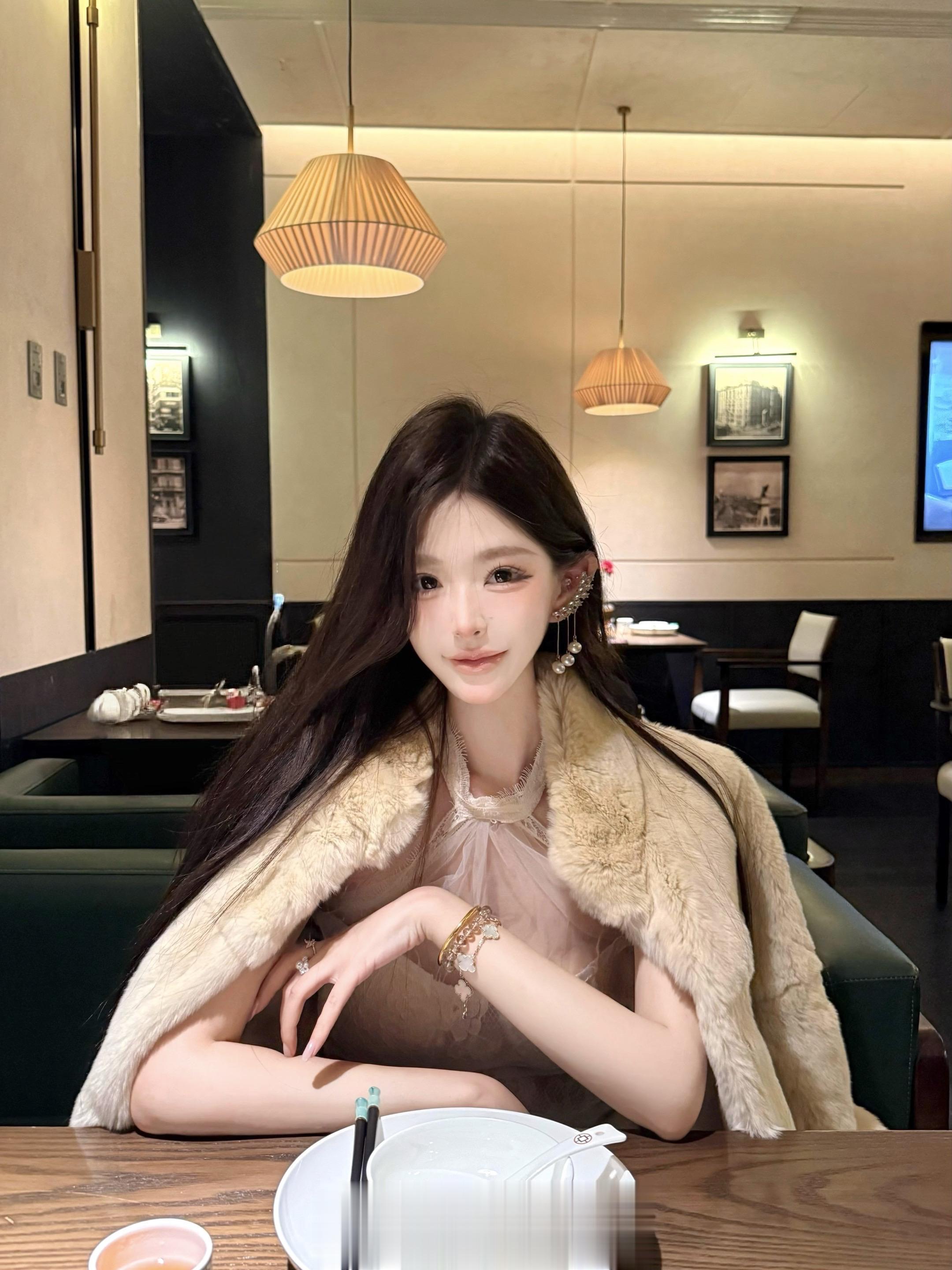 现在的我 正是少女时期所期待的样子。