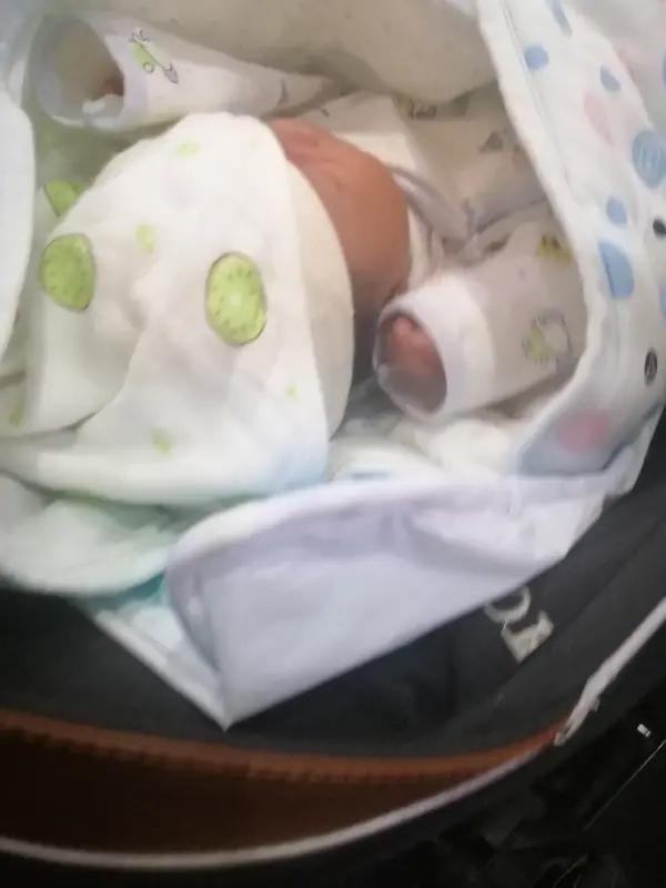 1月22日，杭州一女子因腹部剧痛就医 ，二十三分钟后顺利分娩一名男婴 ，因长期月