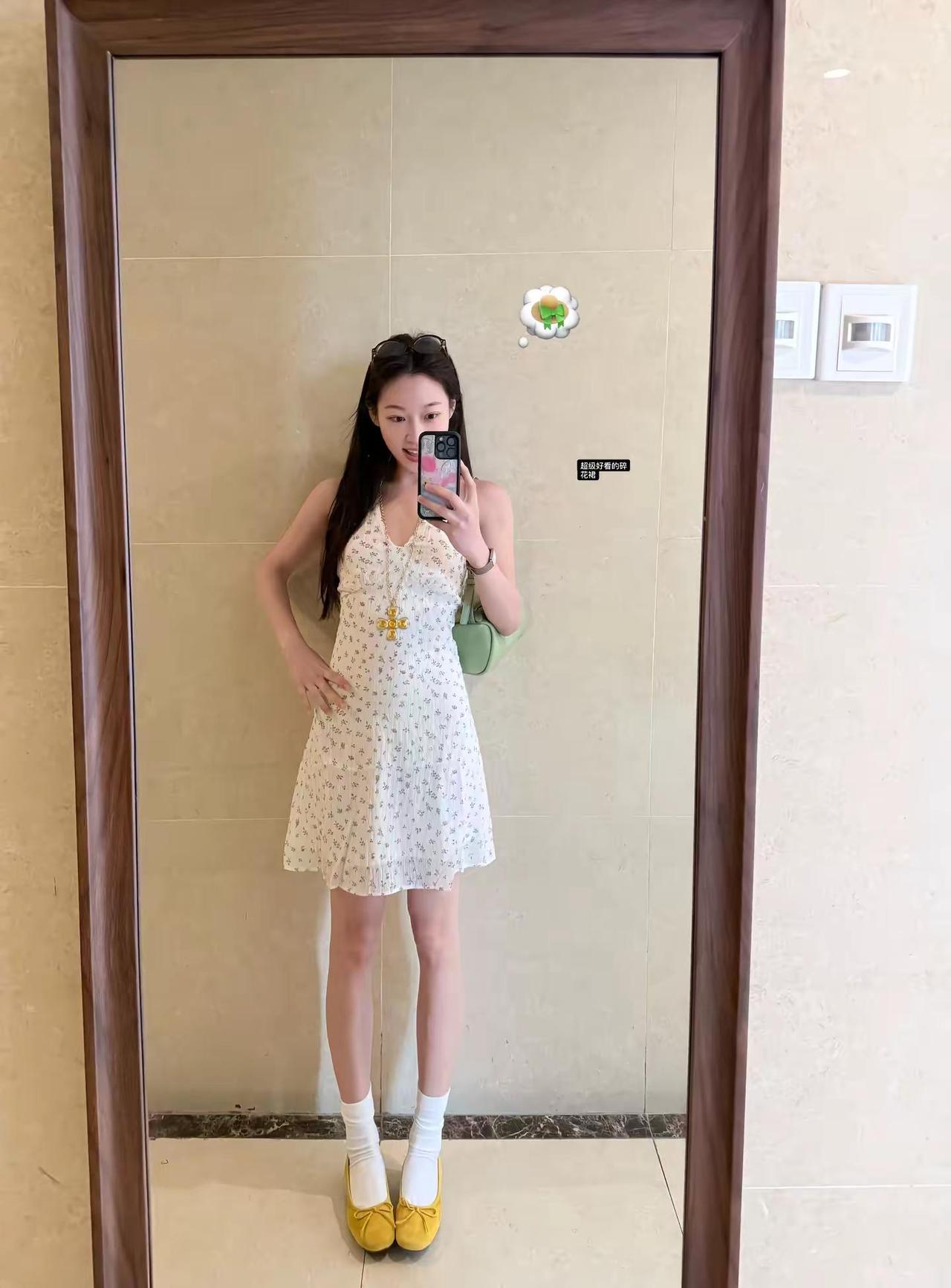 是春天的气息！🌴☀️。穿搭 春日穿搭 春夏穿搭