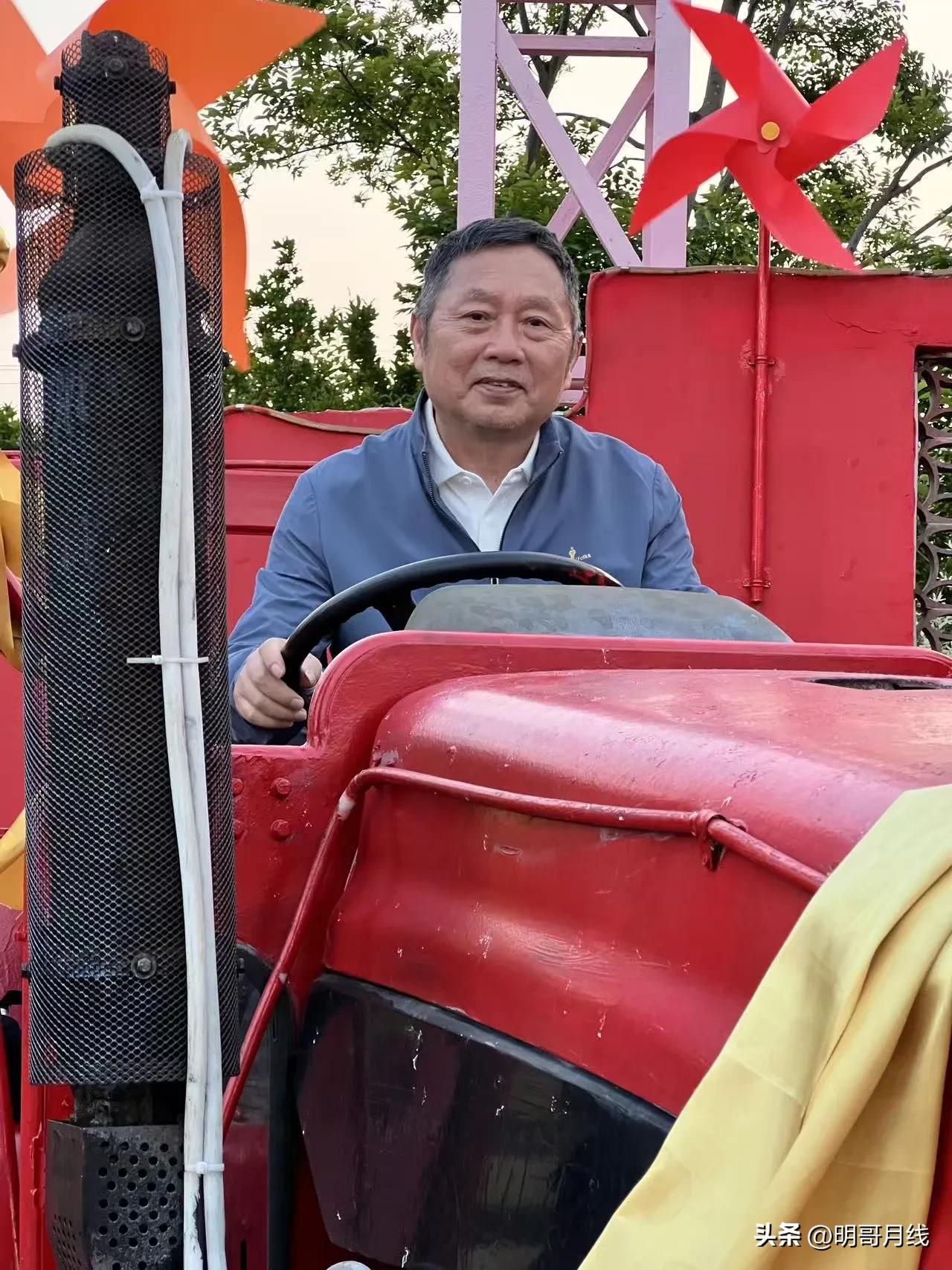 孤单老人的困惑（二十四）

退休的时候退休金只有3000多。朋友给我介绍了一个老