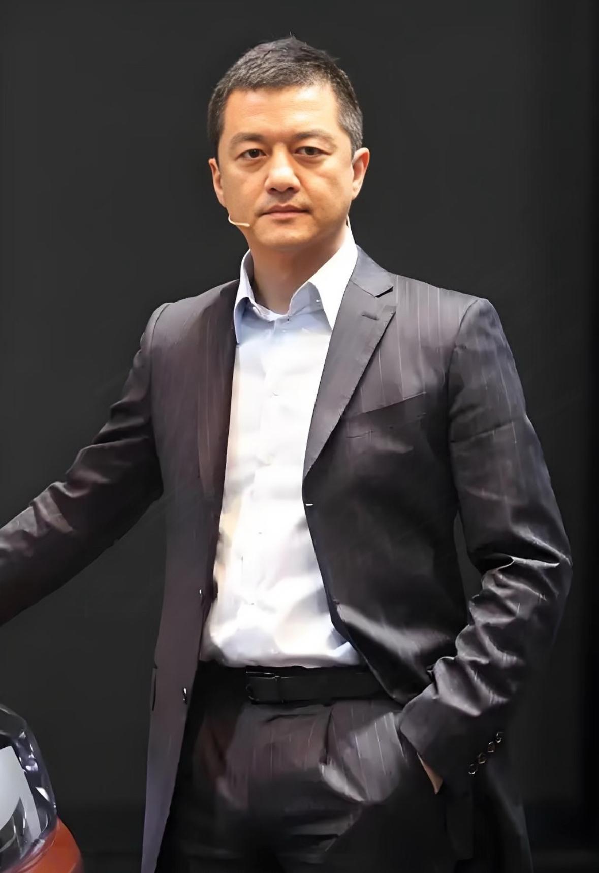 我有种预感，
李亚鹏估计还会再婚的，
不是因为他家里价值 70 亿的石头吸引人，