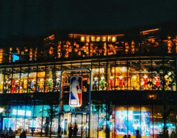 梦回2019！伦纳德重返猛龙媒体日，一句话勾起夺冠回忆杀9月28日