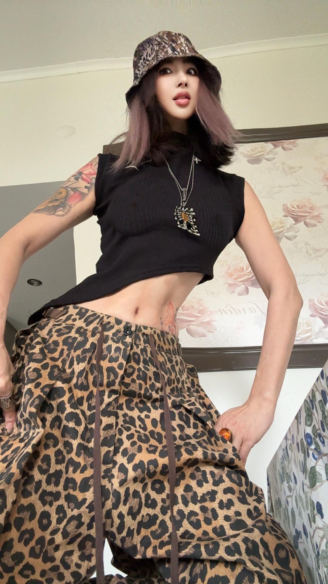 辣妹 与众不同 轻欧美 穿搭 有点上头