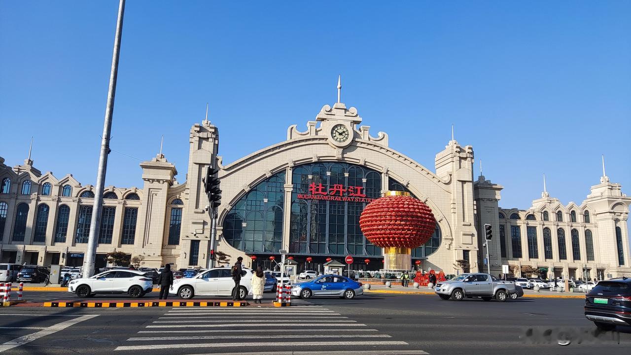 腊月二十六，牡丹江城区一瞥
马年新春到来之际，北国边陲牡丹江，呈现出勃勃生机，气