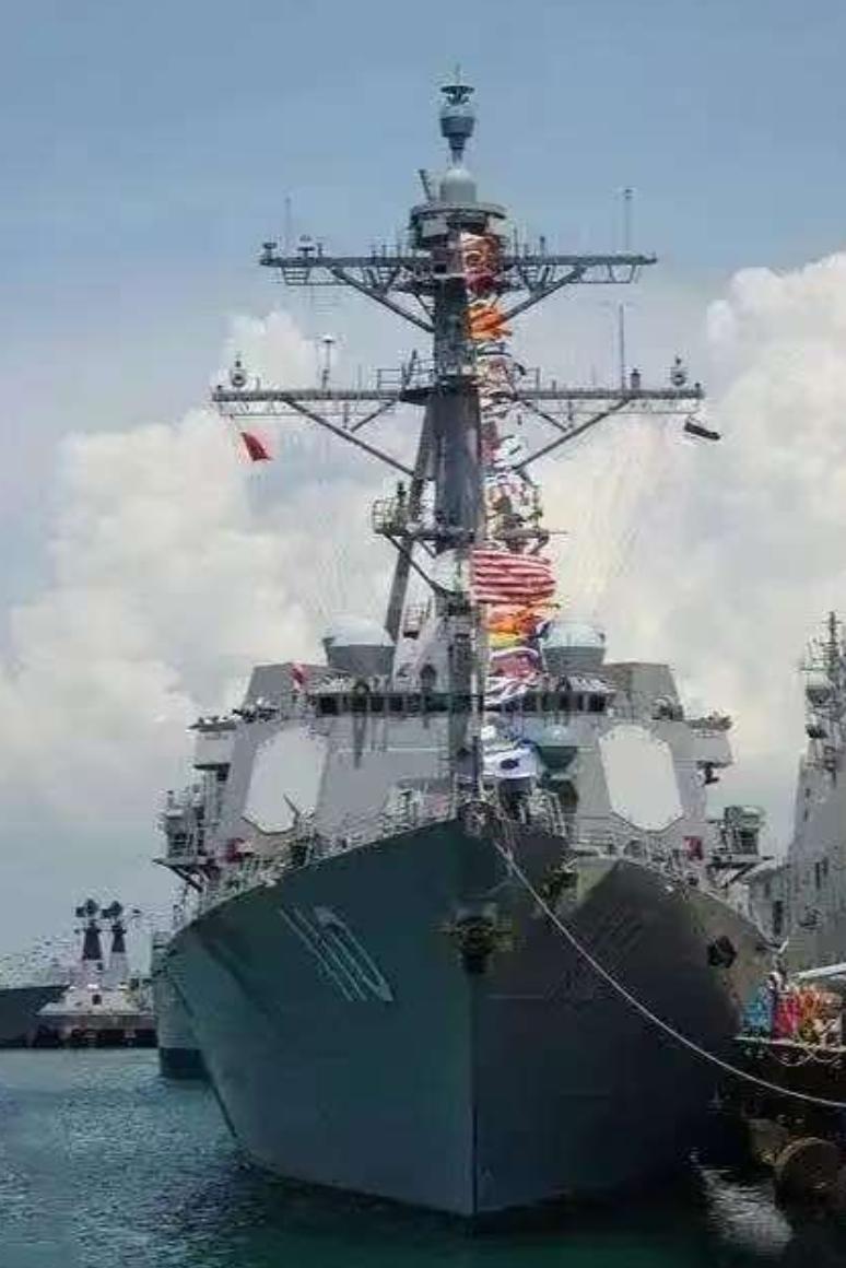 北京时间 4 月 11 日凌晨 3 点多，伊朗谈判代表团抵达巴基斯坦首都伊斯兰堡