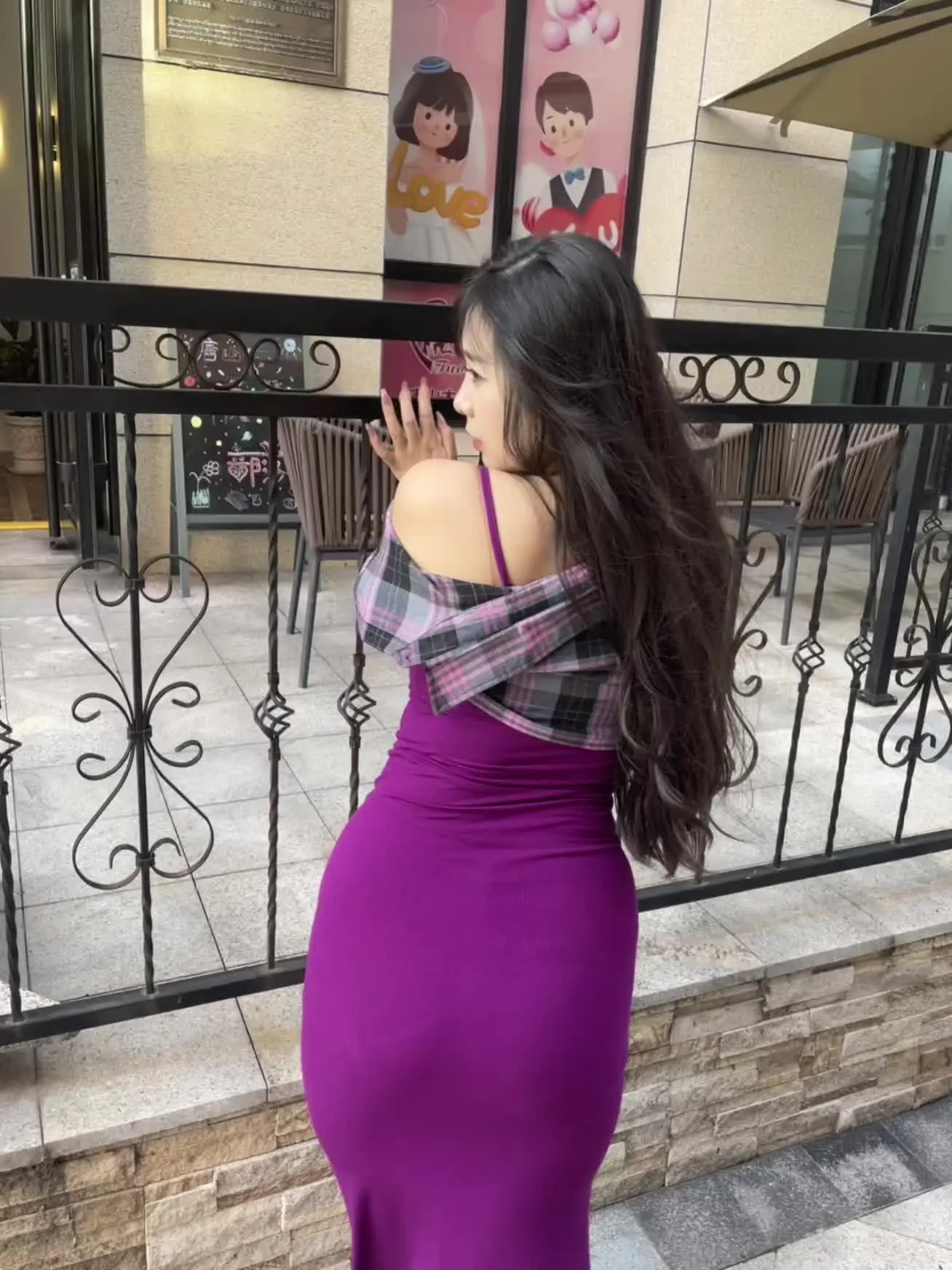 我永远是自信快乐爱自己的女孩
